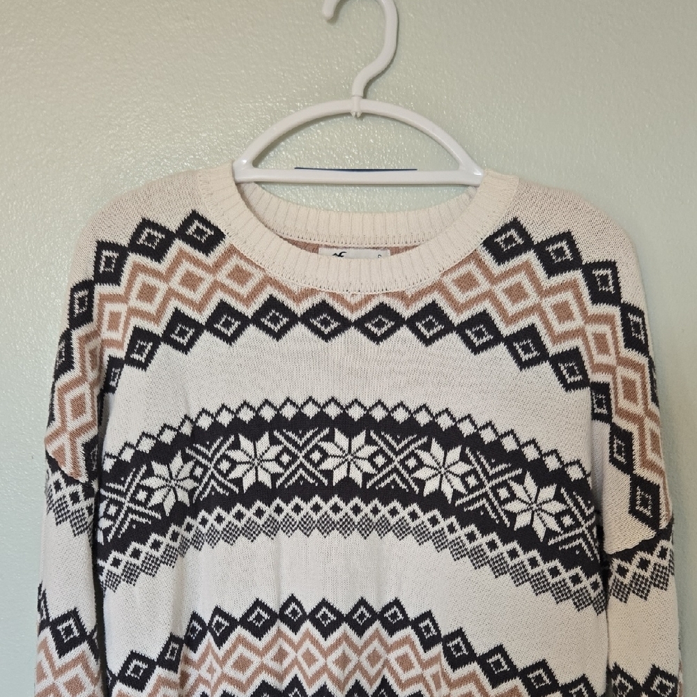 Hollister | Black And Tan Snowflake Grandpa Sweater Size Small